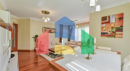 Квартира 3+1 в комплексе на первой береговой линии собственным пляжем