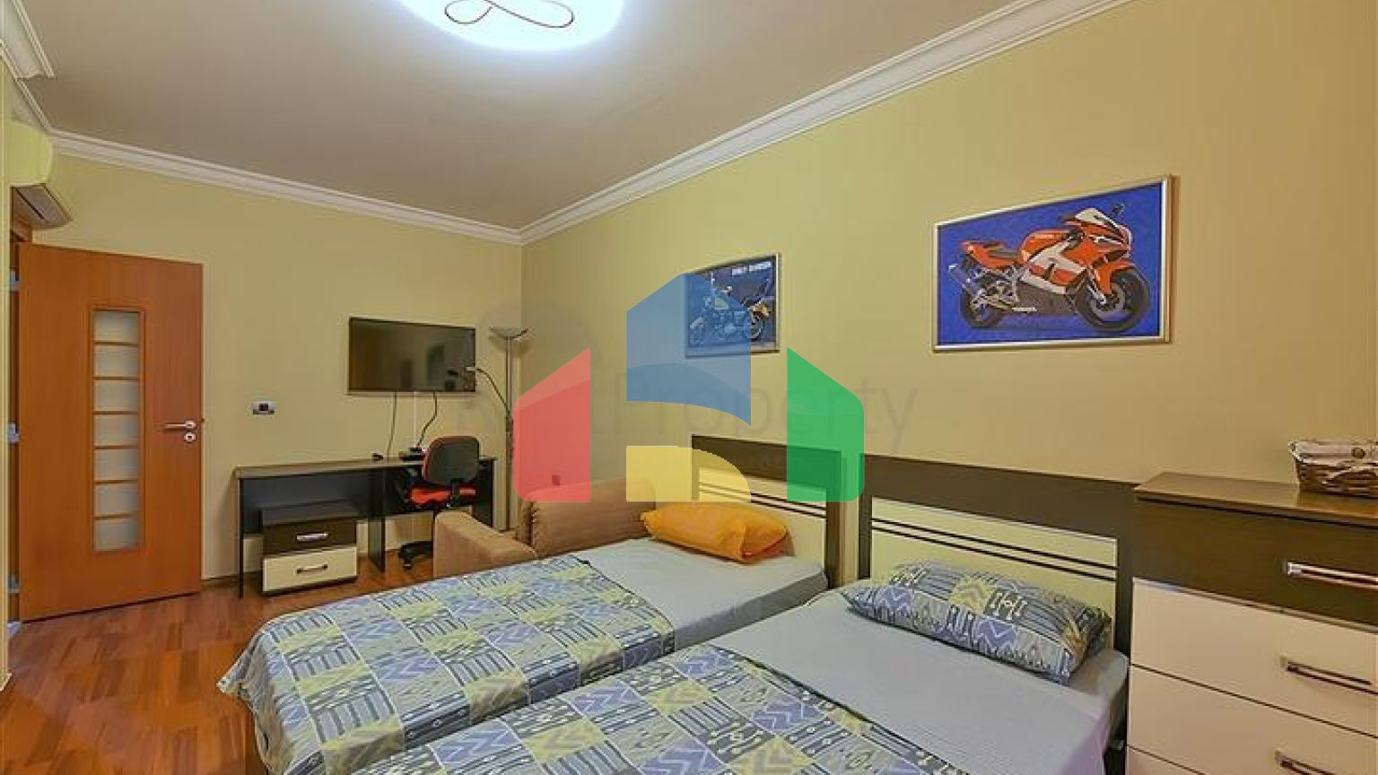 Квартира 3+1 в комплексе на первой береговой линии собственным пляжем