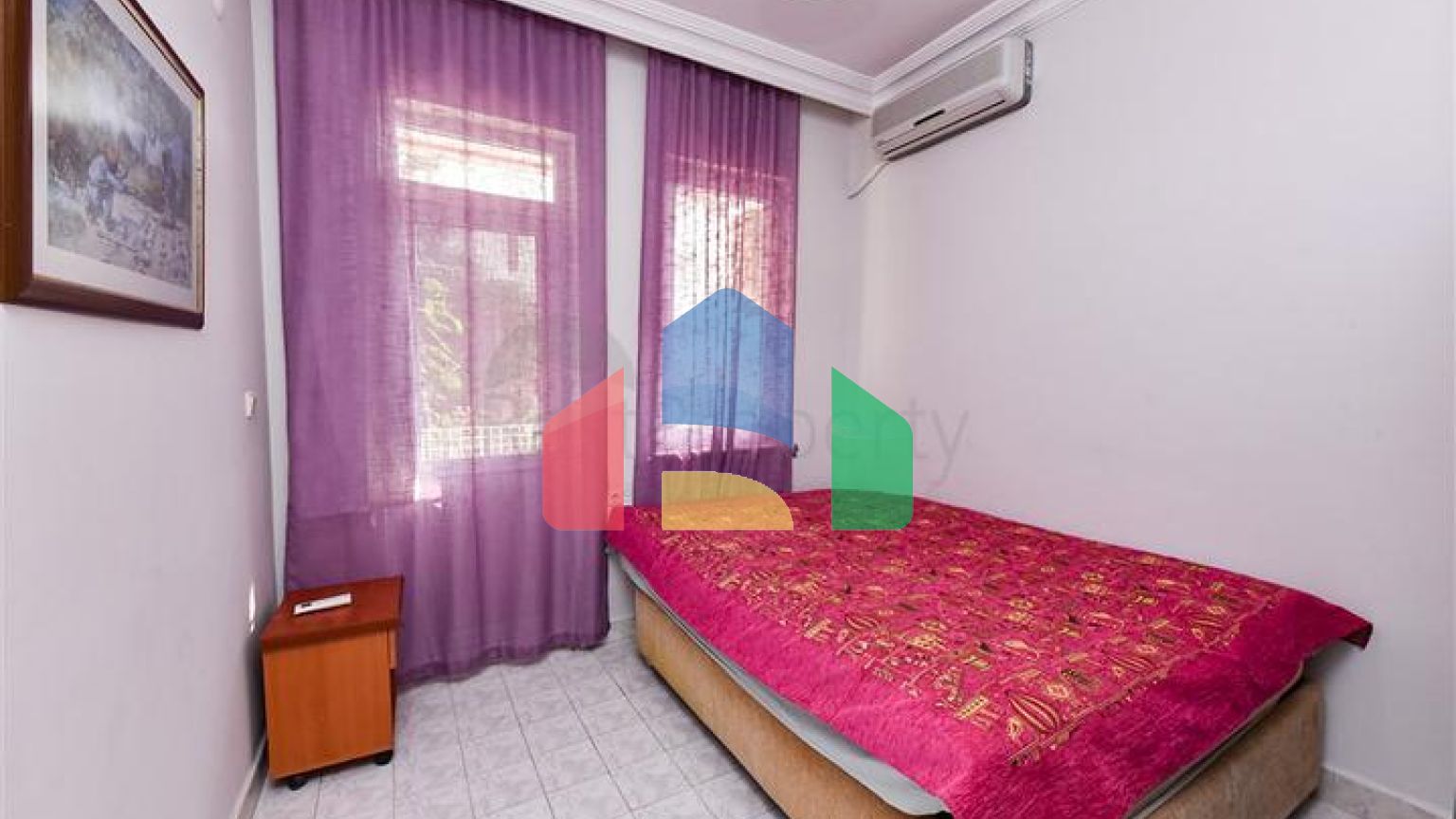 Квартира 3+1 с отдельной кухней у подножия Аланийской крепости