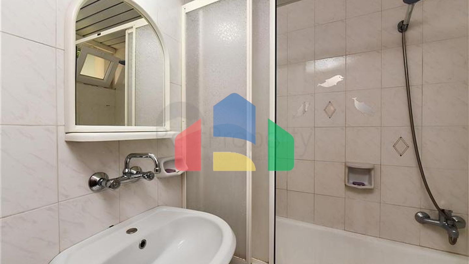 Квартира 3+1 с отдельной кухней у подножия Аланийской крепости