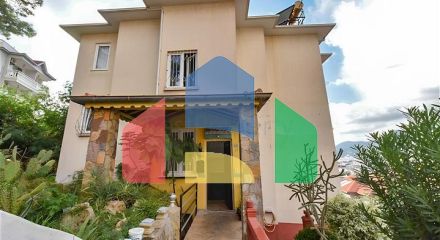 Квартира 3+1 с отдельной кухней у подножия Аланийской крепости