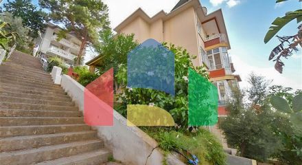 Квартира 3+1 с отдельной кухней у подножия Аланийской крепости