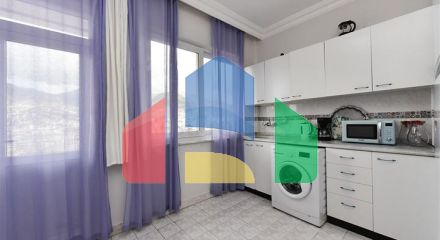 Квартира 3+1 с отдельной кухней у подножия Аланийской крепости