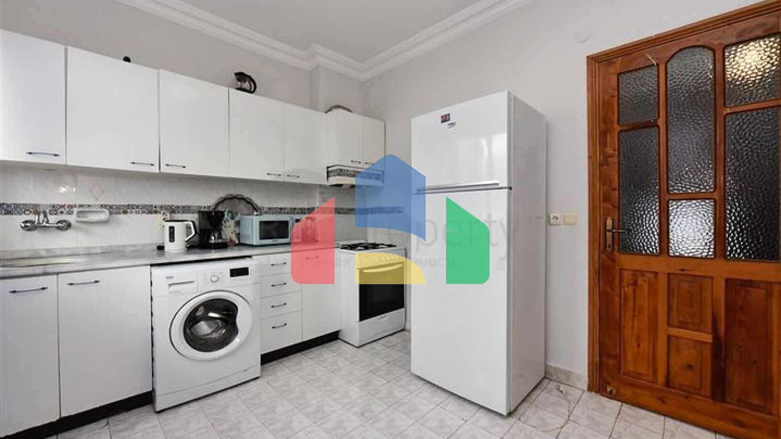 Квартира 3+1 с отдельной кухней у подножия Аланийской крепости