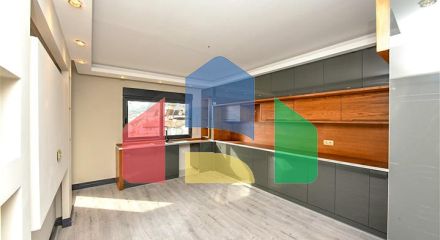 Квартира 3+1 с отдельной кухней в центре Алании