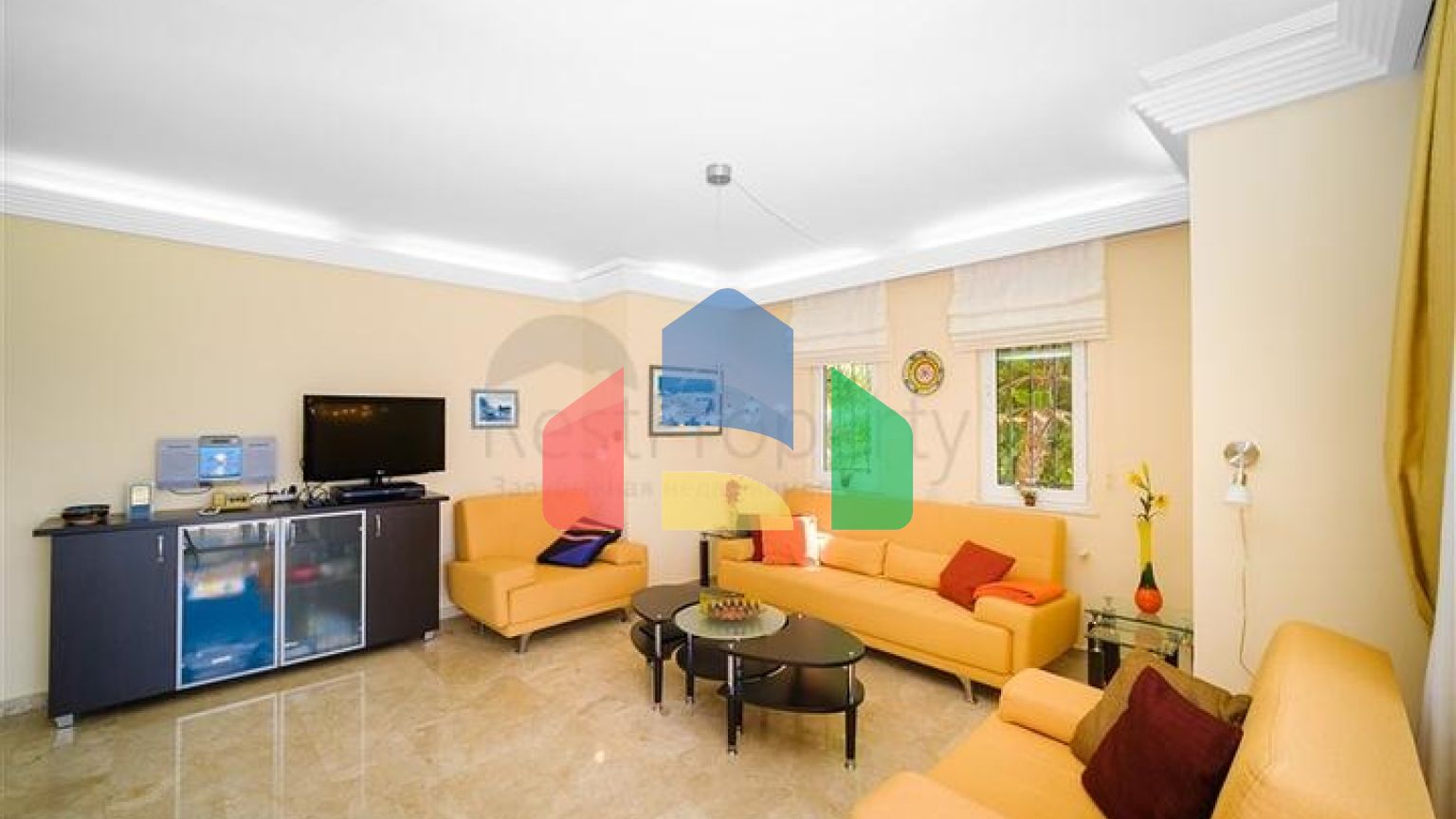 Квартира планировкой 2+1 с лучшими видовыми характеристиками в Алании.