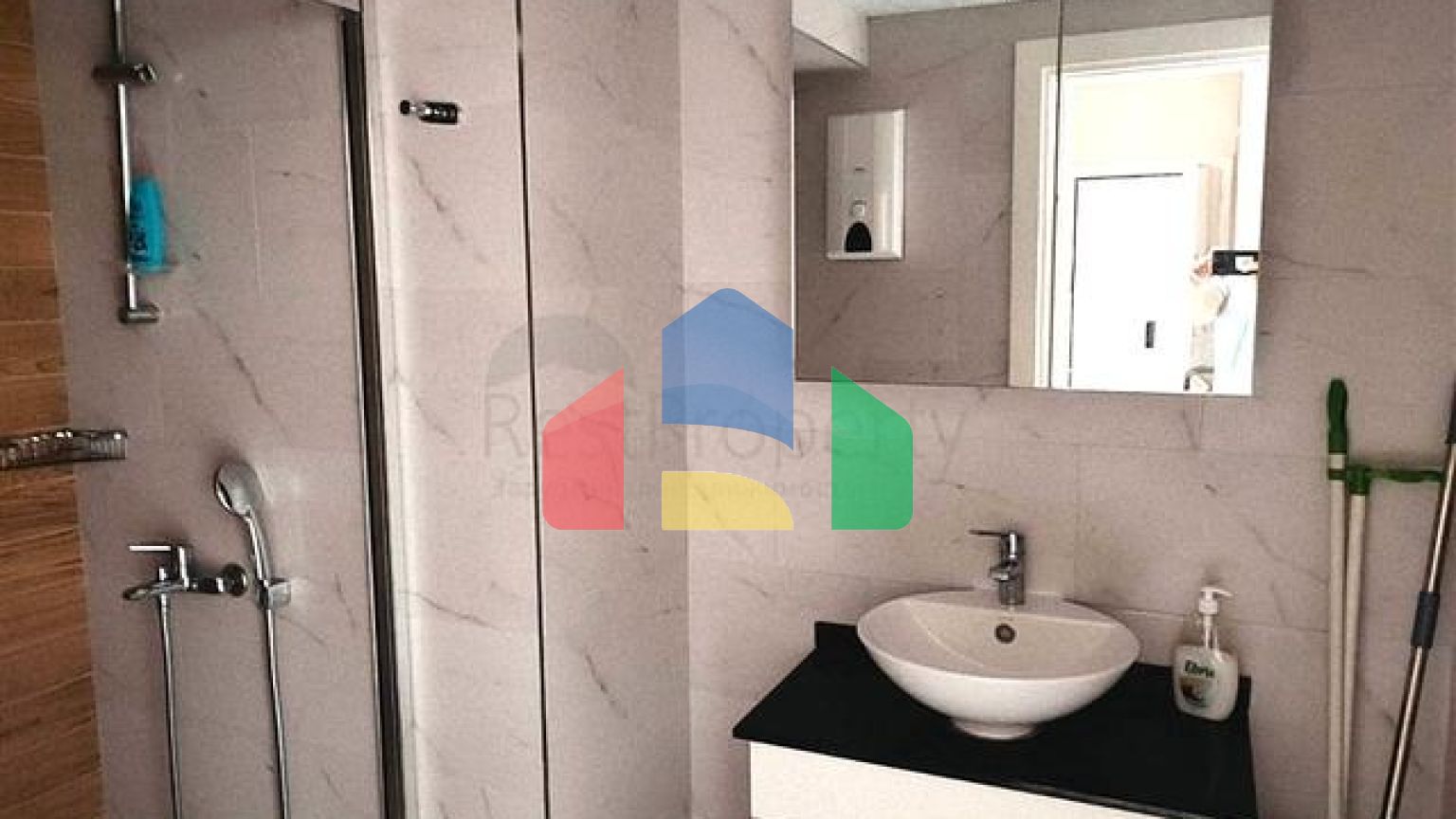 Уютная квартира в 800 метрах от пляжа Клеопатра