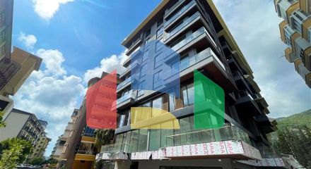 Penthouse with sea view in the heart of Alanya