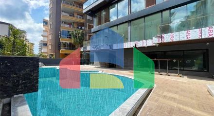 Penthouse with sea view in the heart of Alanya
