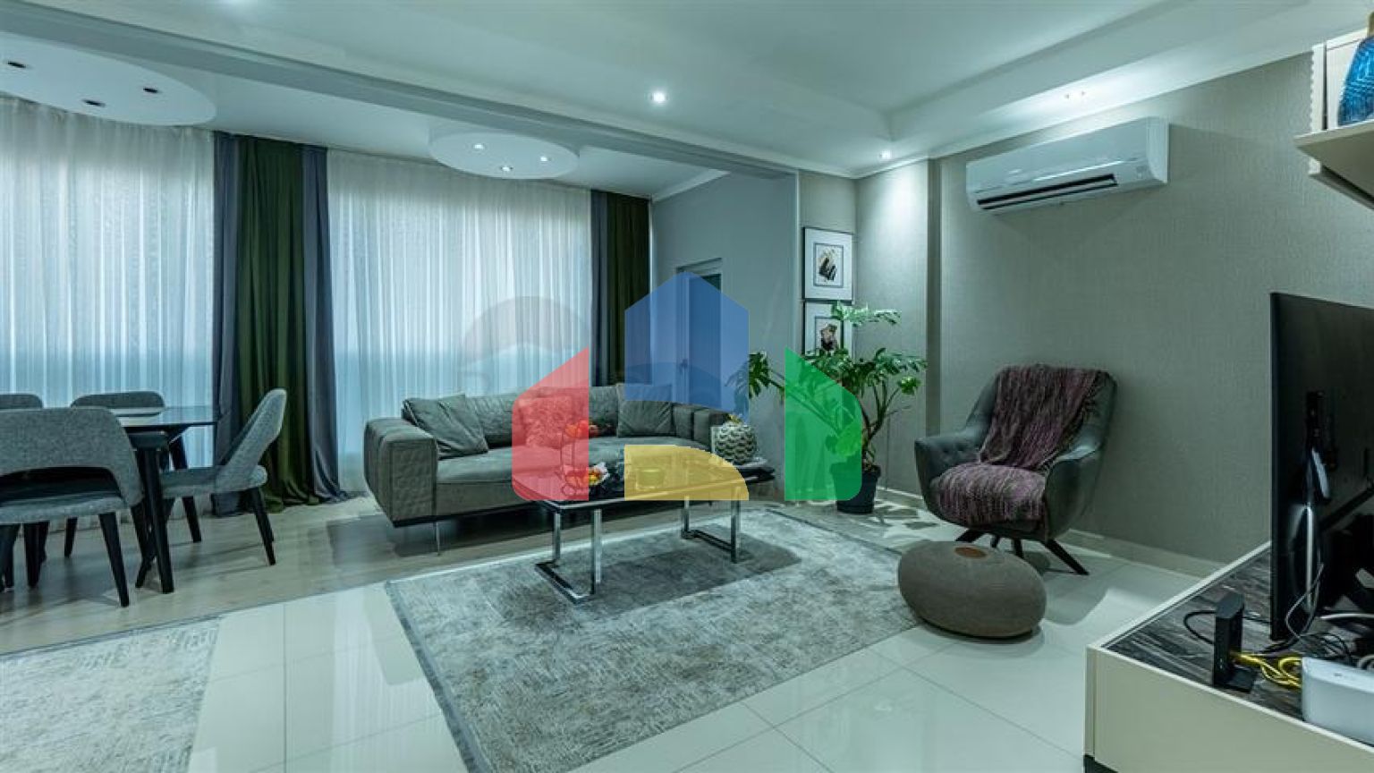 Пентхаус 2+1 рядом с пляжем Клеопатра