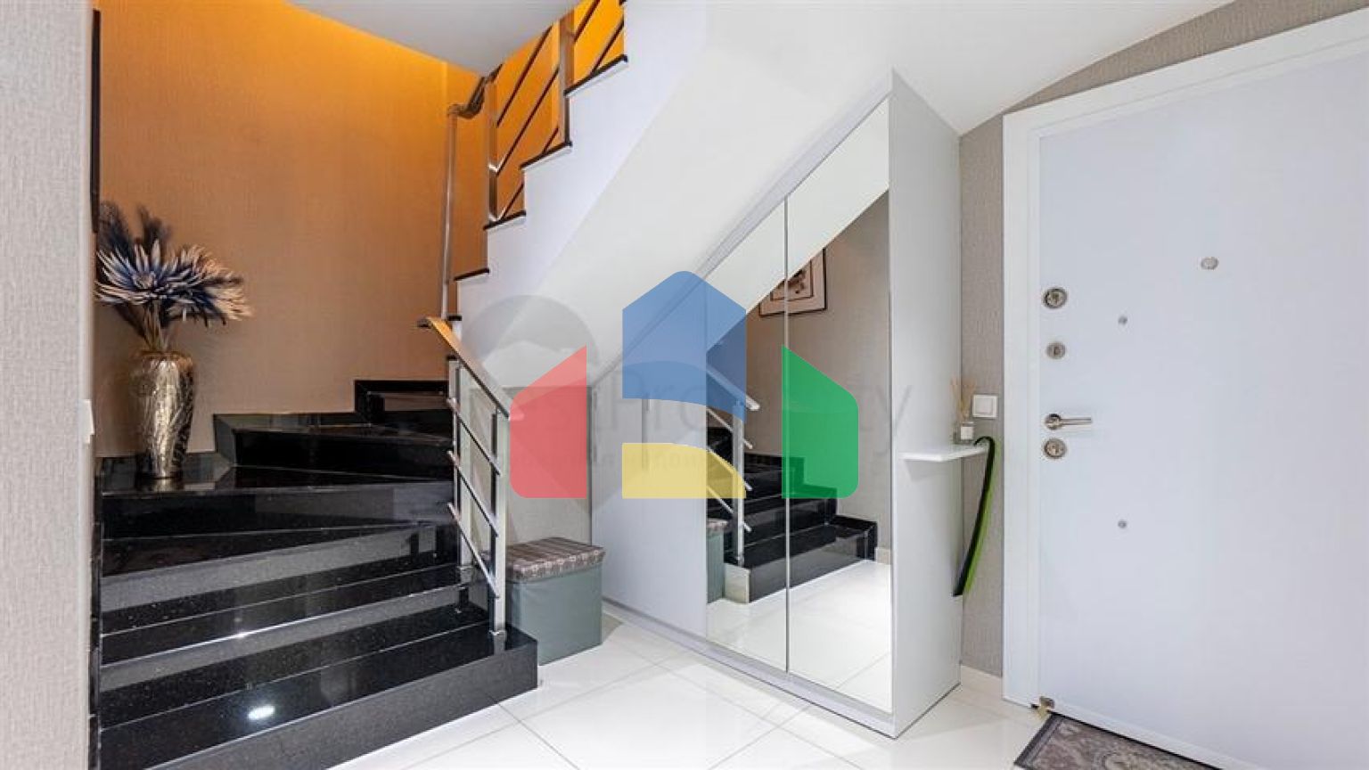 Пентхаус 2+1 рядом с пляжем Клеопатра