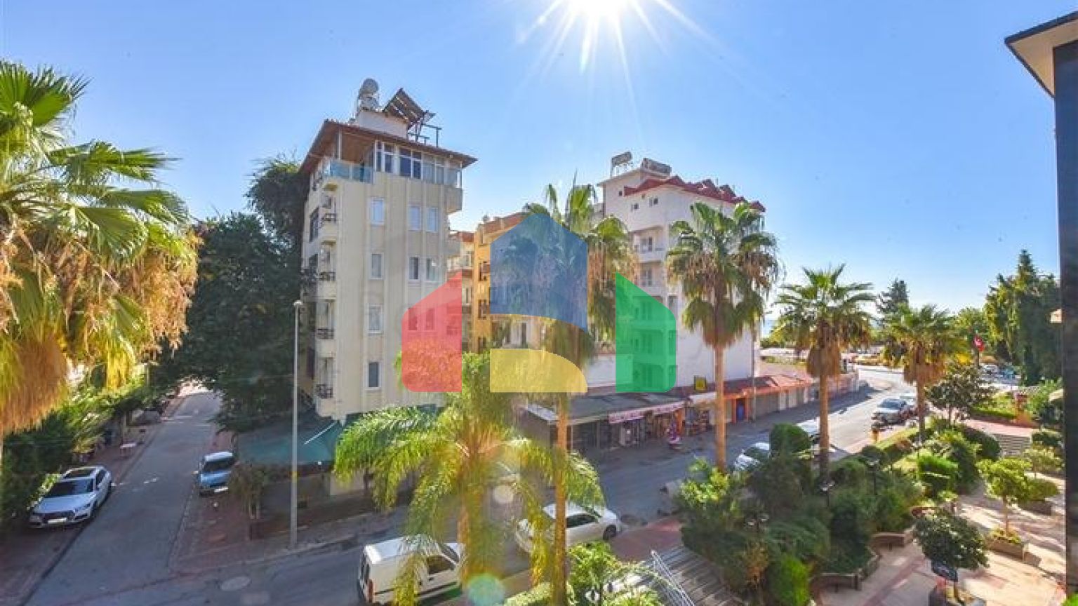 Квартира планировки 3+1 в комплексе на первой линии