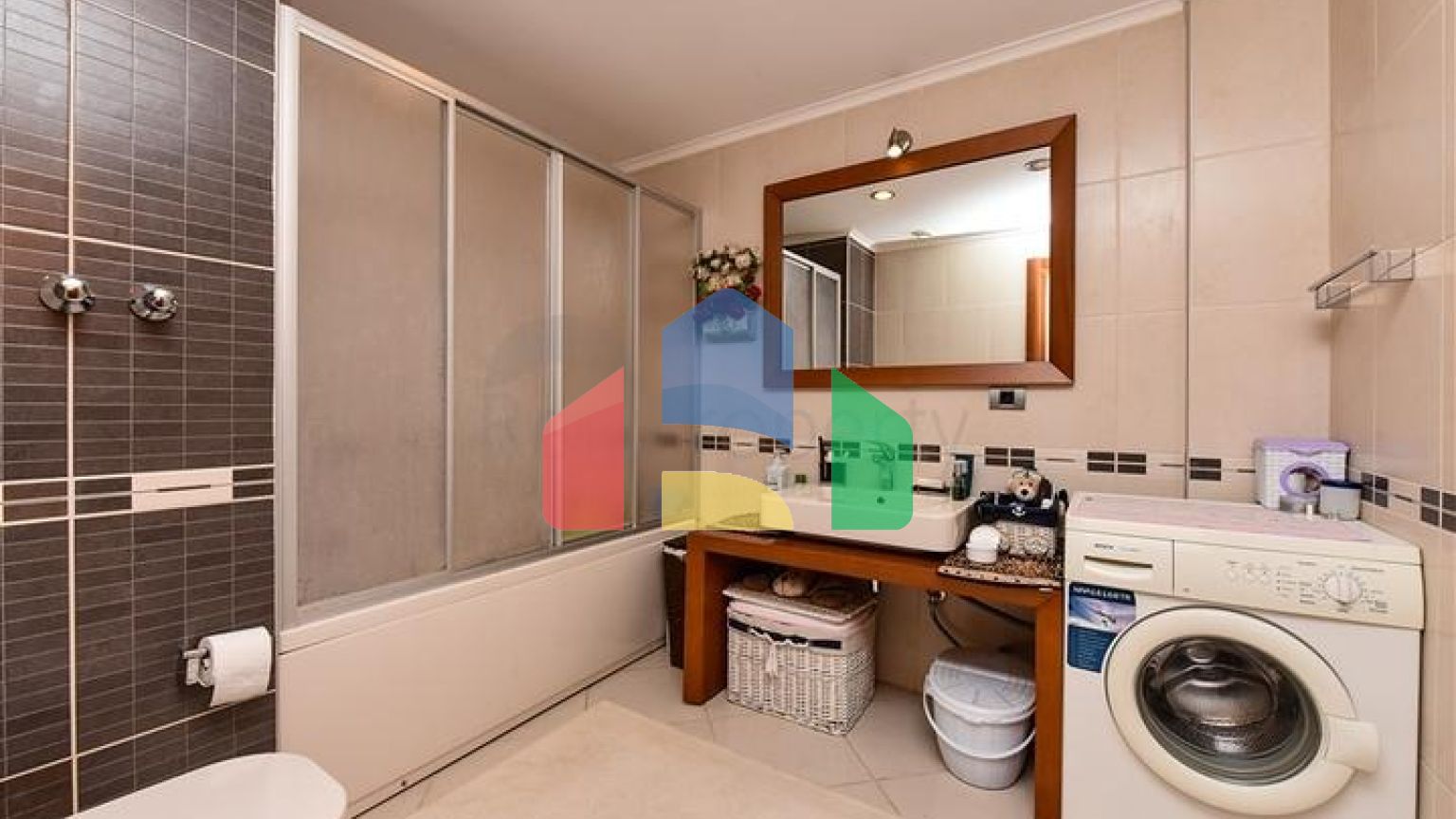 Квартира планировки 3+1 в комплексе на первой линии