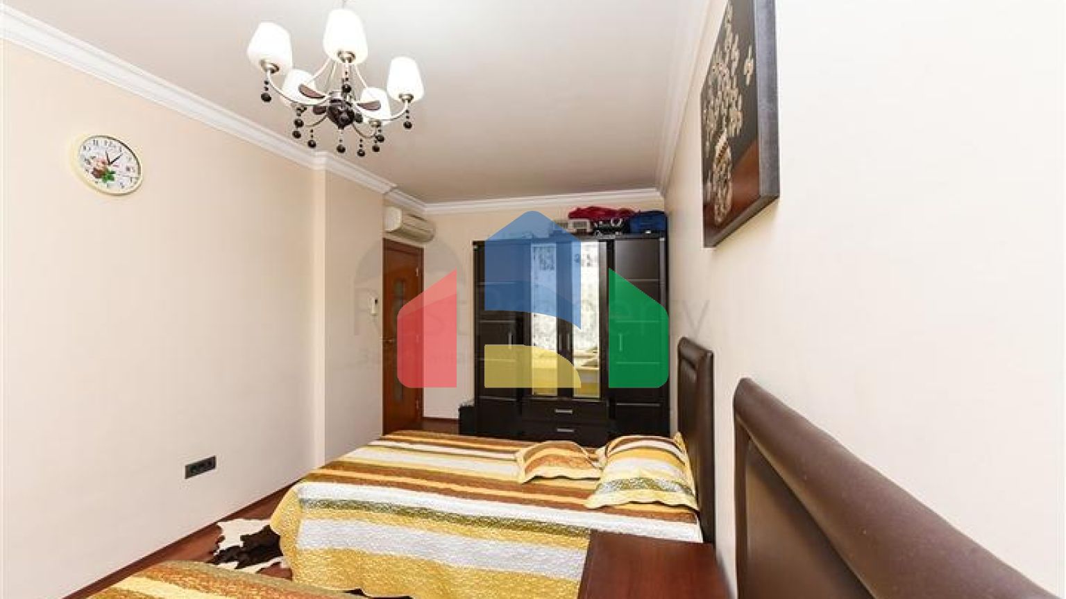 Квартира планировки 3+1 в комплексе на первой линии