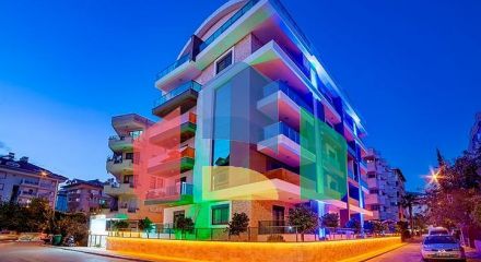 3+1 apartment 150 m from the sea in the center of Alanya