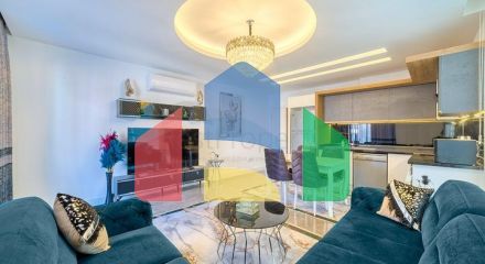 3+1 apartment 150 m from the sea in the center of Alanya