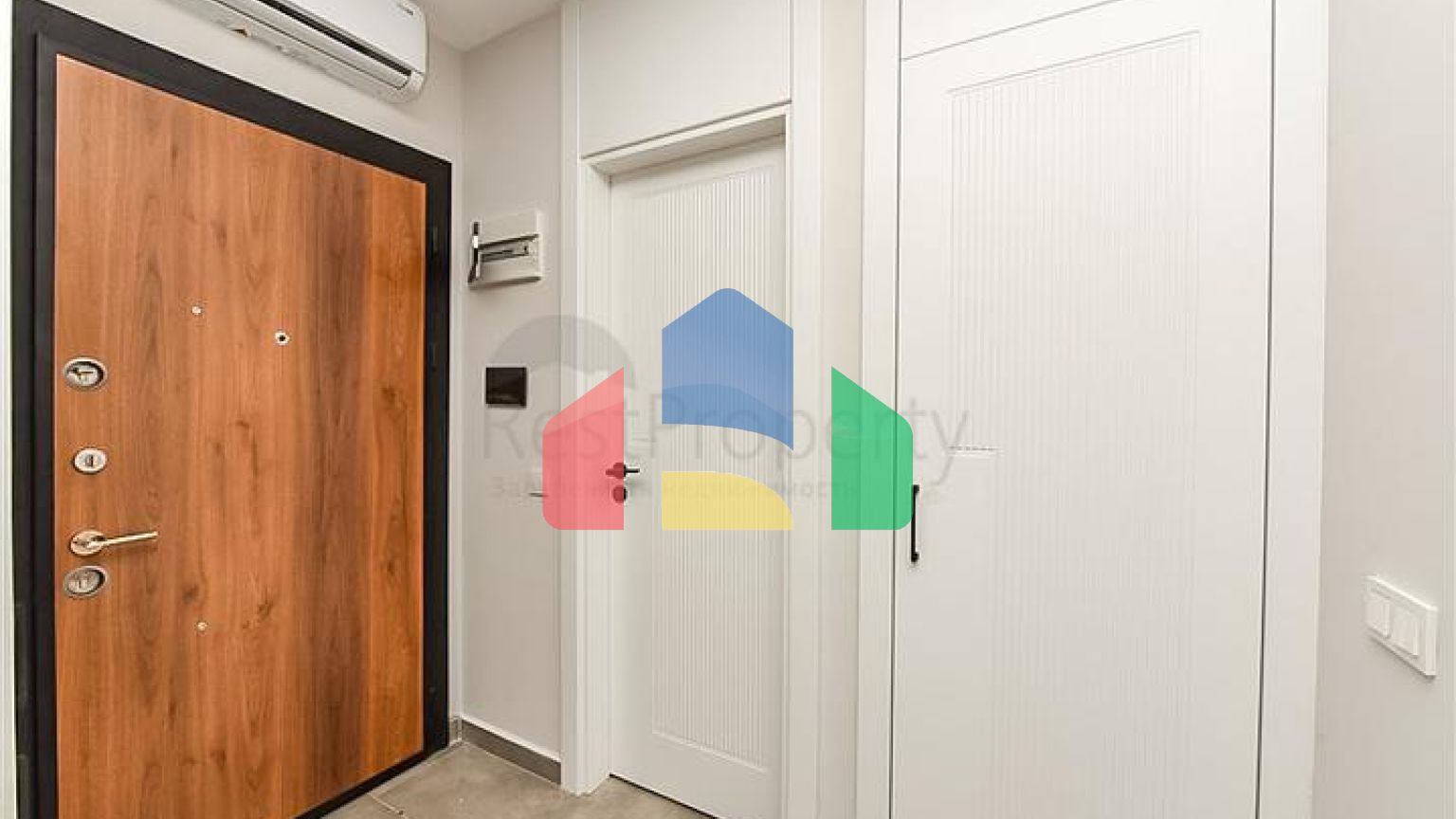 Квартира с видом на море в 200м от пляжа Клеопатра