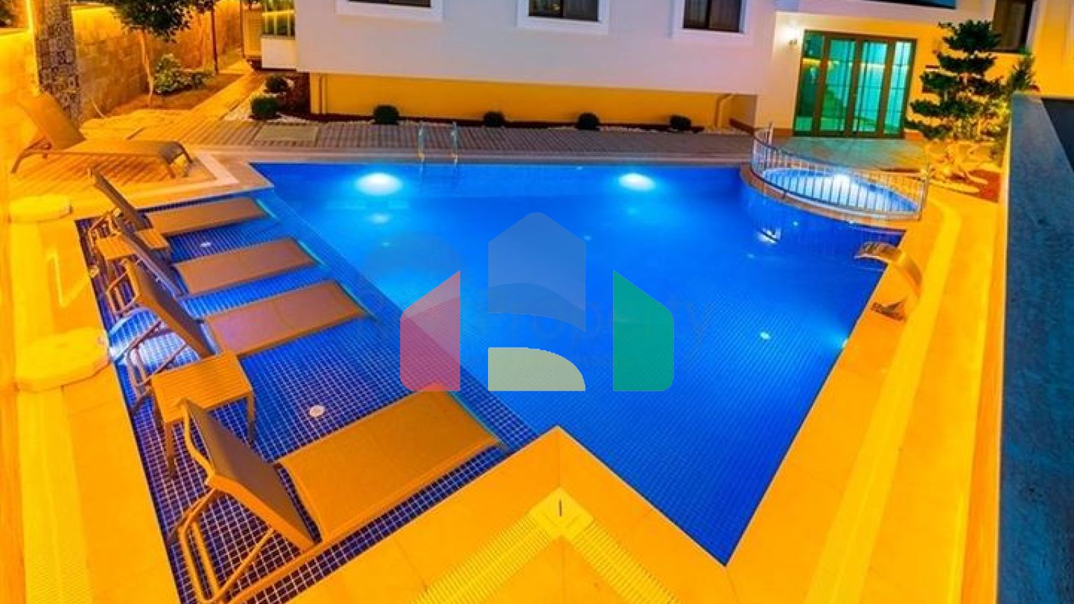 Просторная квартира 3+1 в Центре Алании