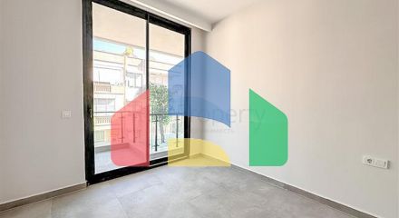 Простора двокімнатна квартира на Клеопатрі