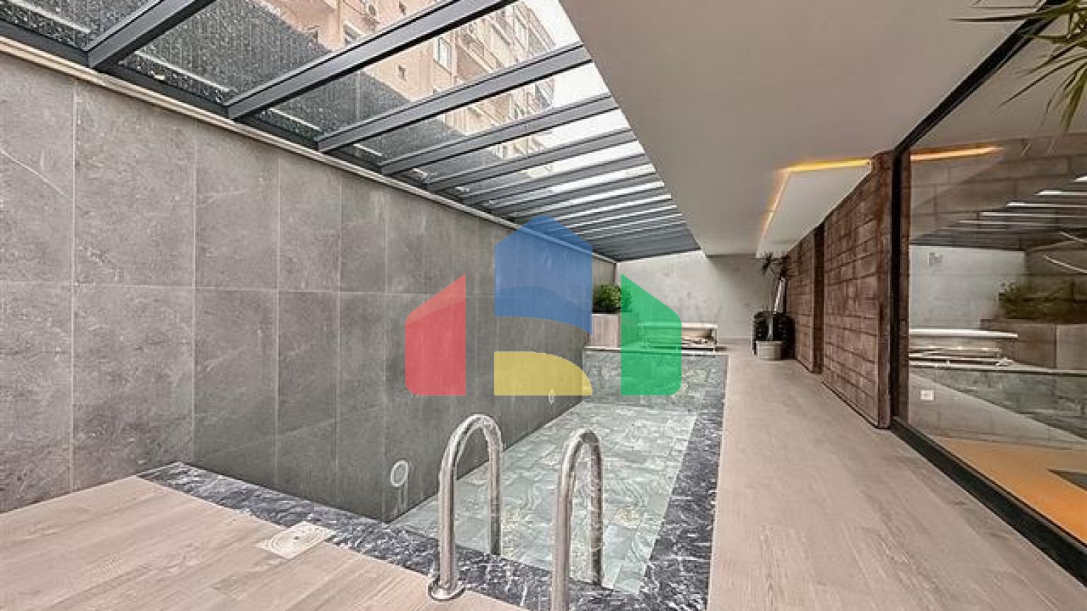 Новая квартира 1+1 в минутной доступности к пляжу Клеопатры