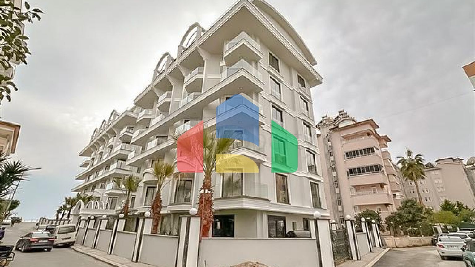 Квартира с видом на море на первой береговой линии