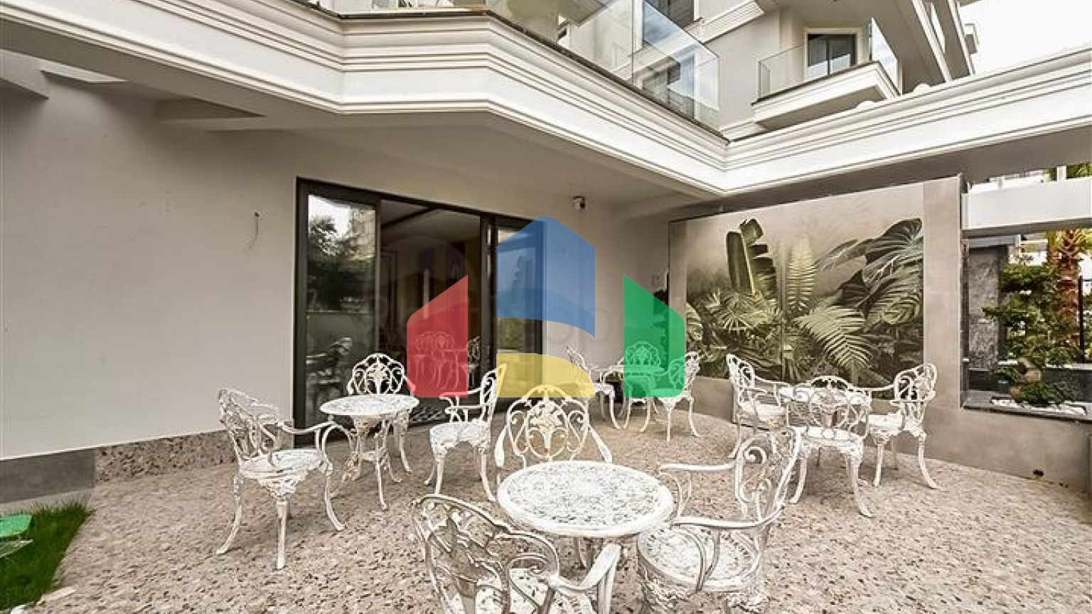 Пентхаус 4+1 с видом на море на первой береговой линии