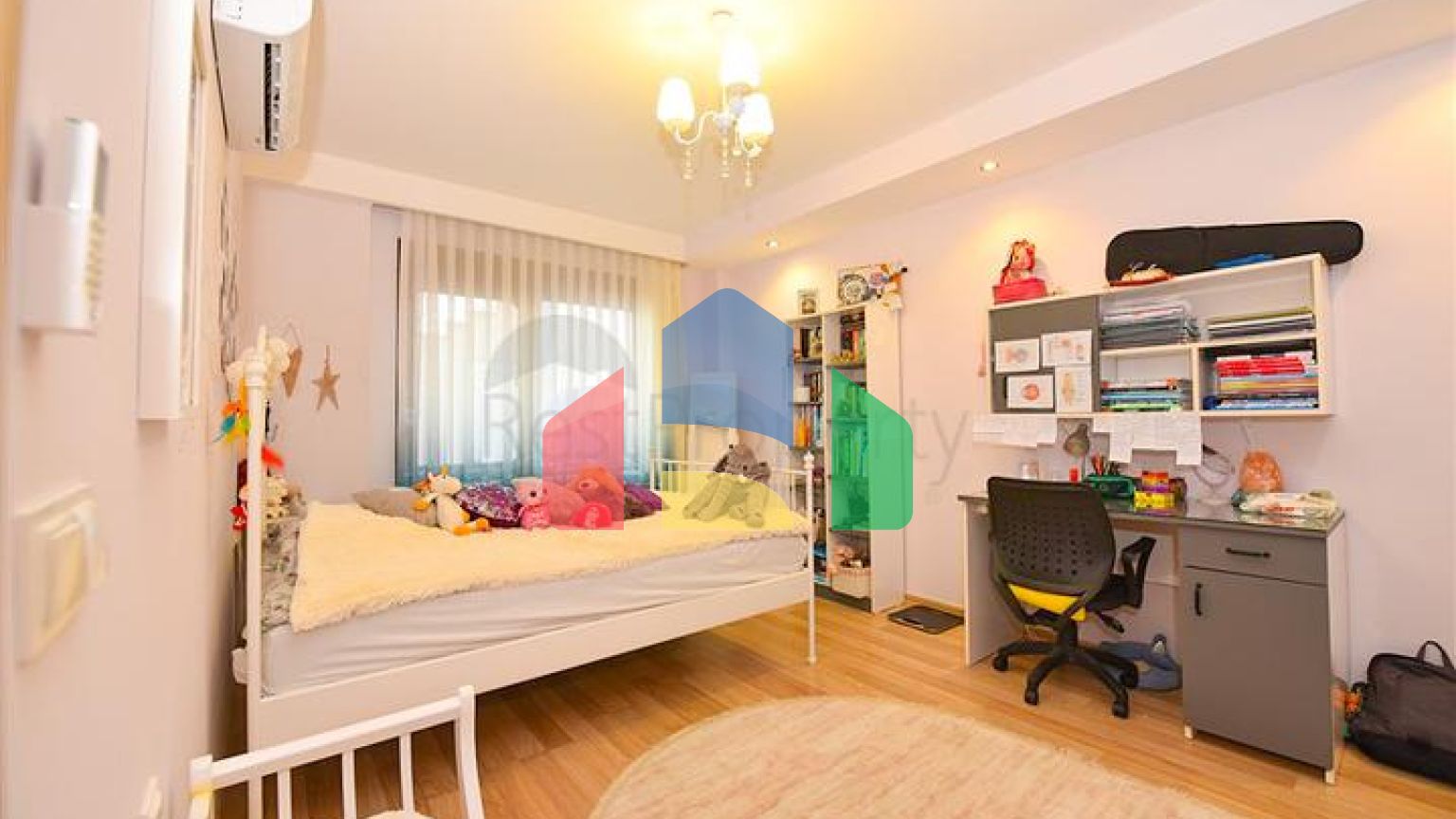 Продается квартира 3+1 в центре Алании