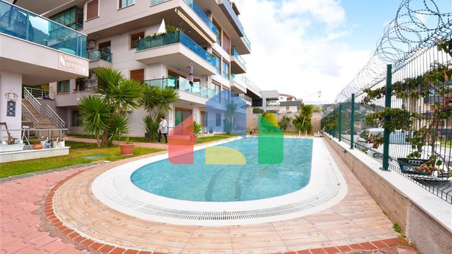 Продается квартира 3+1 в центре Алании