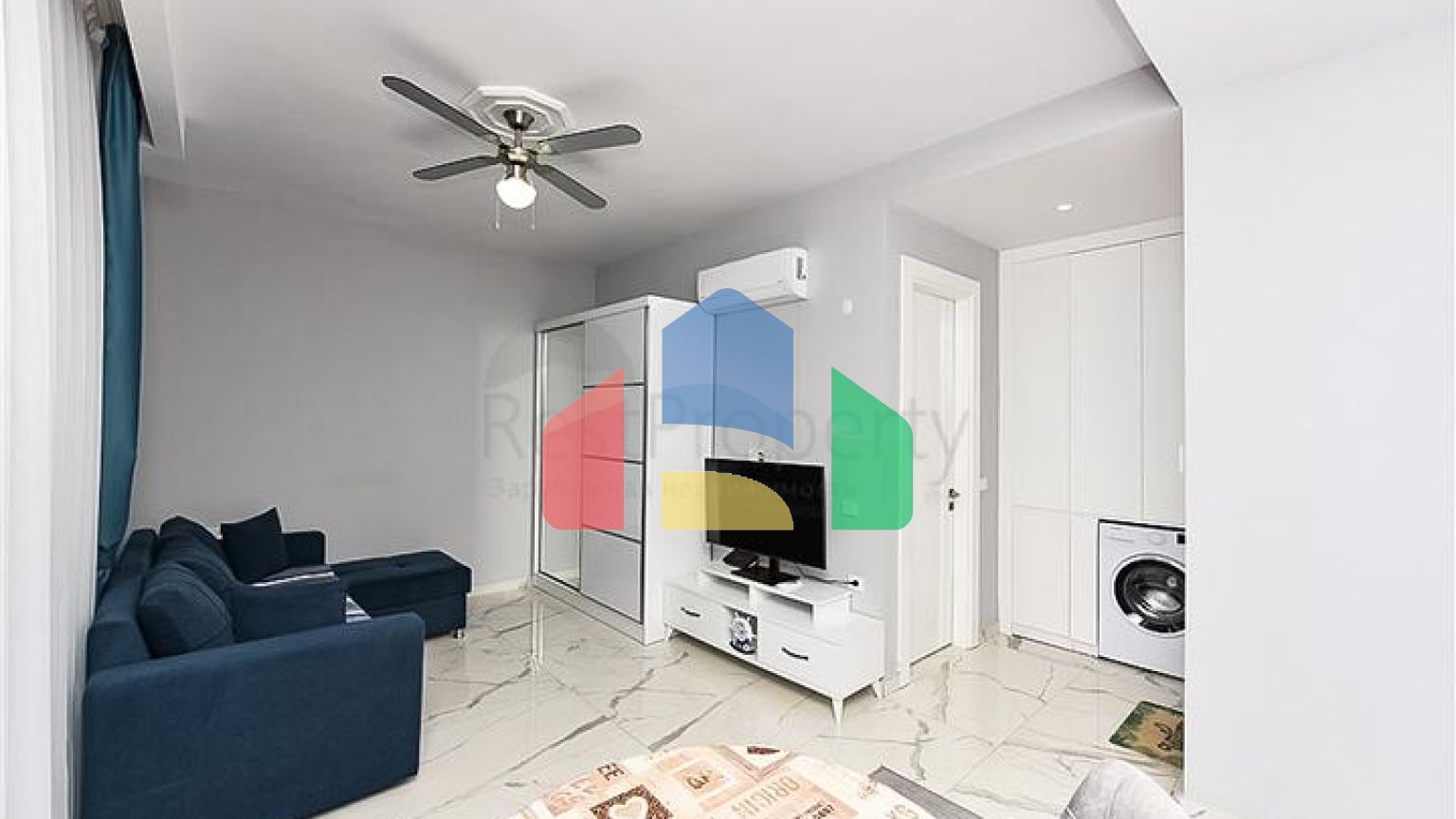 Затишна студія в пішій доступності до моря в центрі Аланії