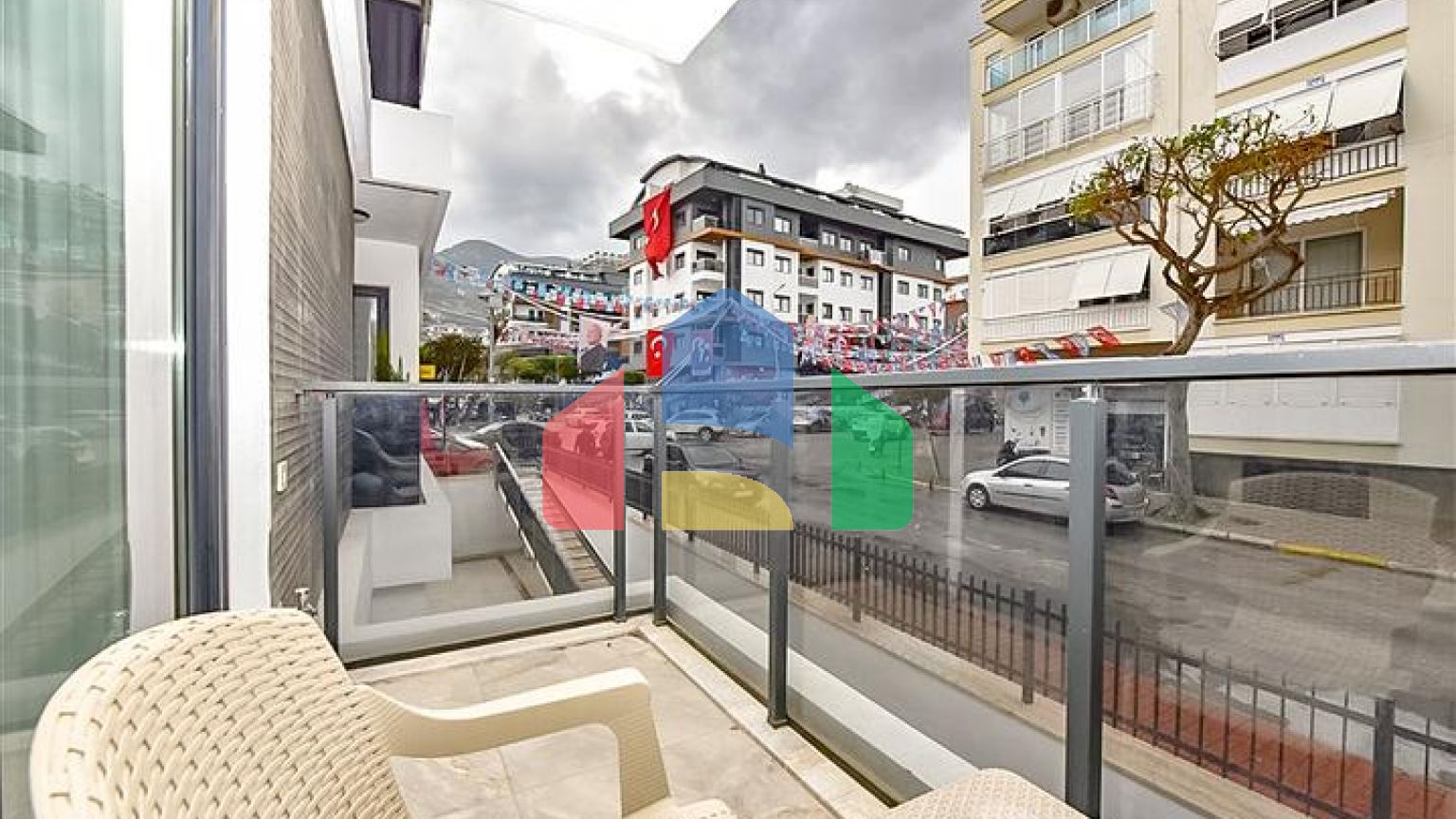 Затишна студія в пішій доступності до моря в центрі Аланії