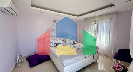 Затишна вілла з видом на море і садом в одному з наймальовничіших районів Аланії