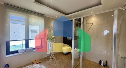 Затишна вілла з видом на море і садом в одному з наймальовничіших районів Аланії