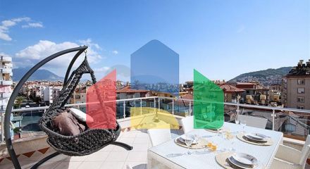 Penthouse with panoramic view in the heart of Alanya