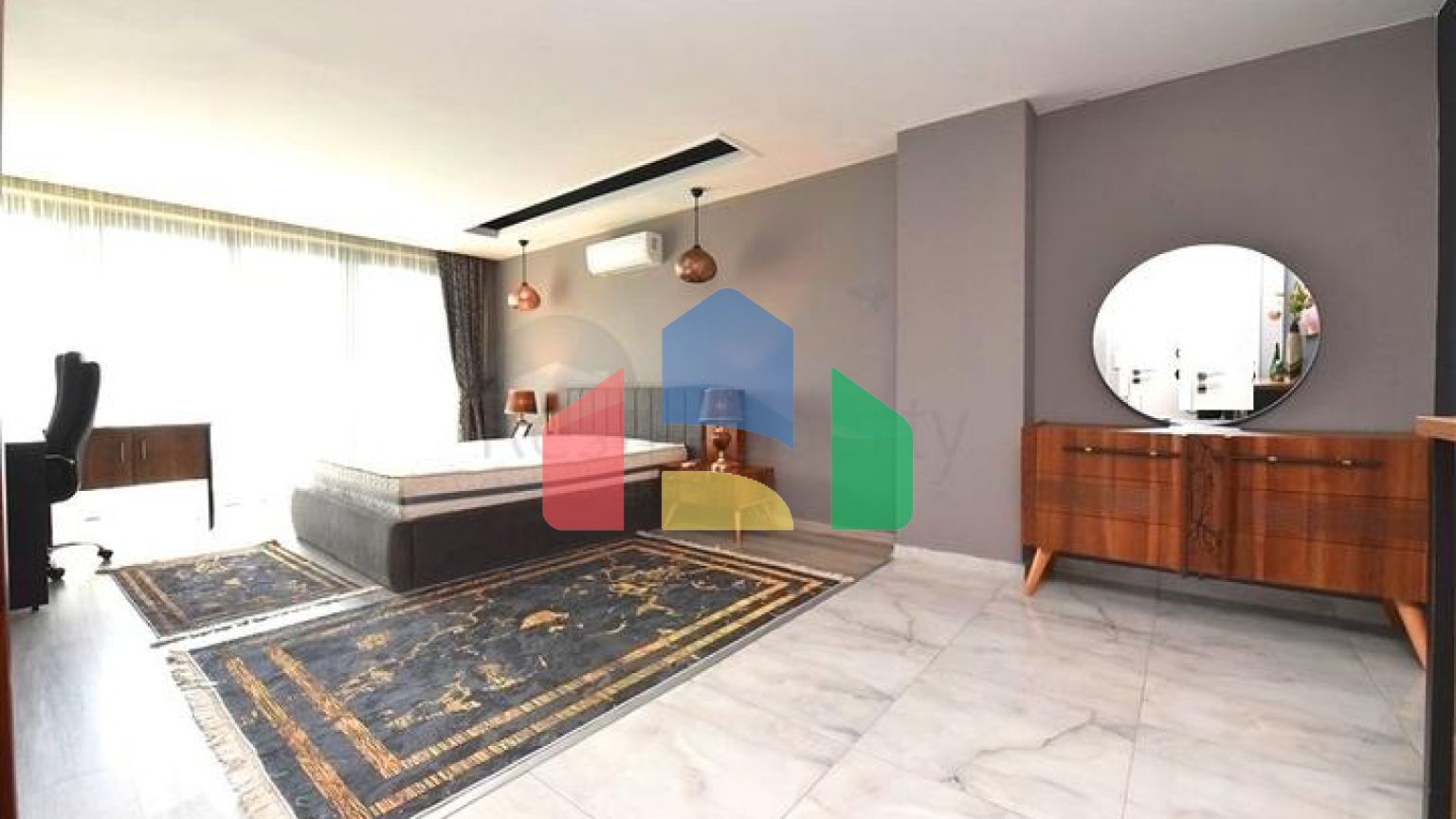 Вилла планировки 5+1 с шикарным видом на Аланию