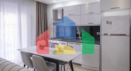 Большой пентхаус планировкой 4+1