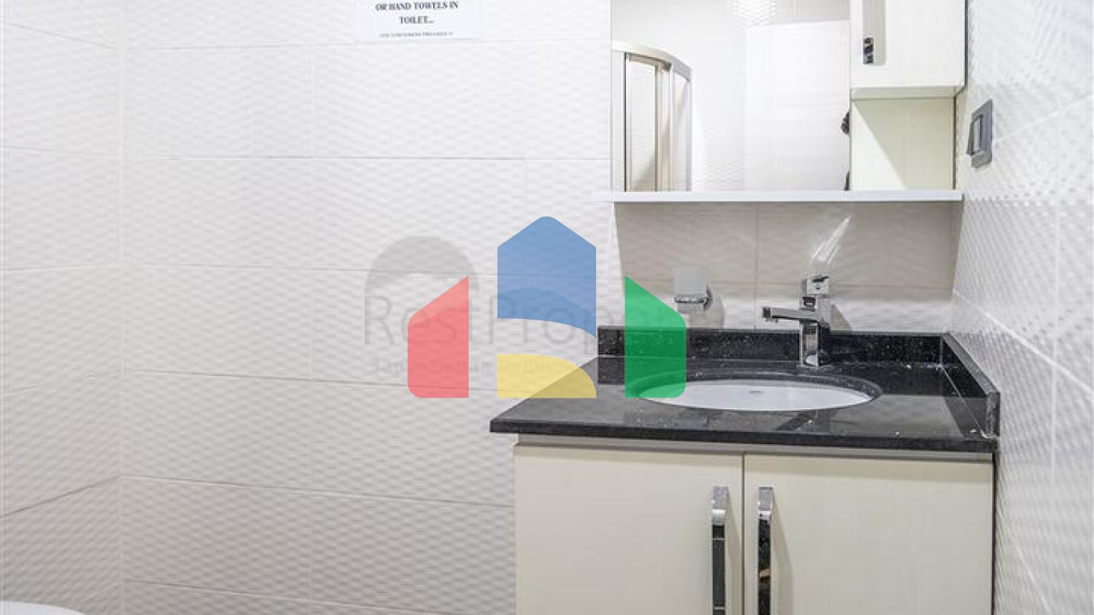 Большой пентхаус планировкой 4+1