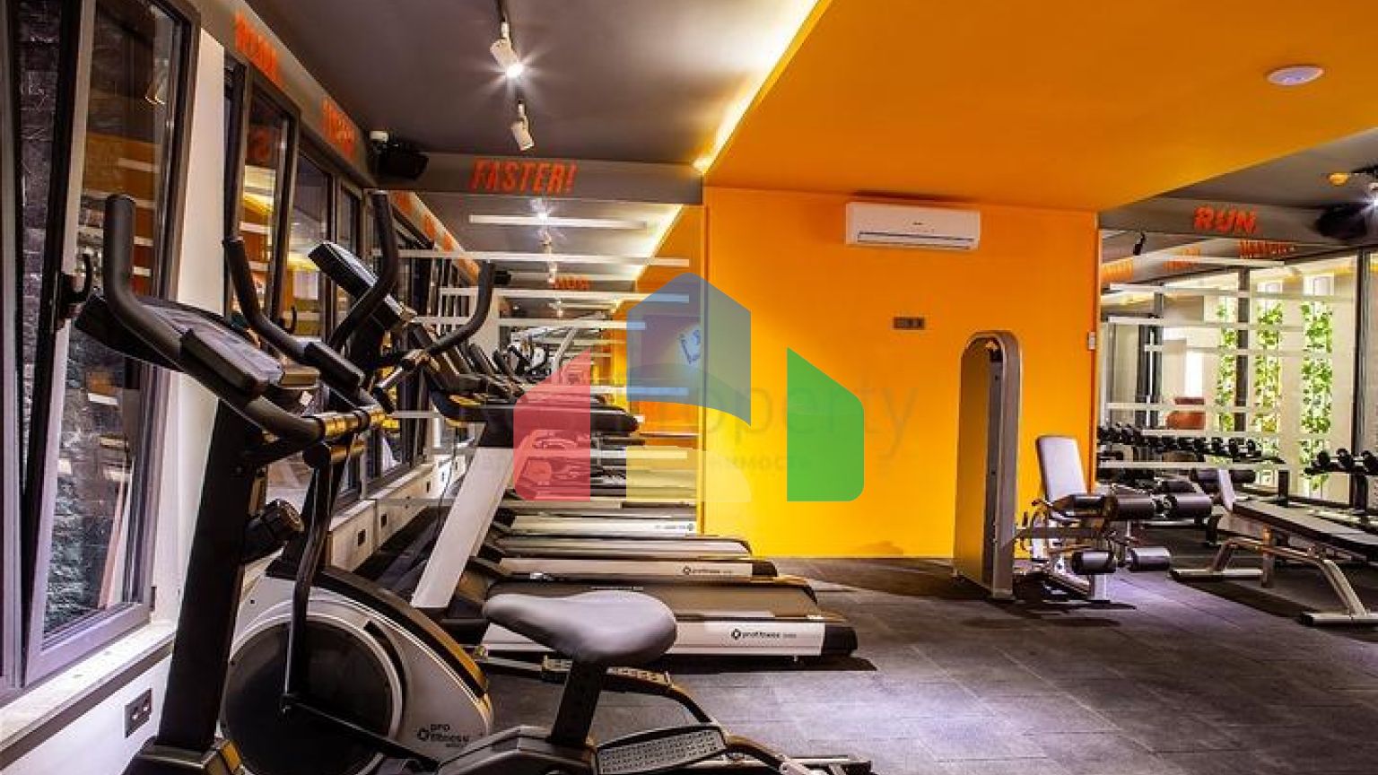 Квартира 1+1 в элитном комплексе на пляже Клеопатра от собственника