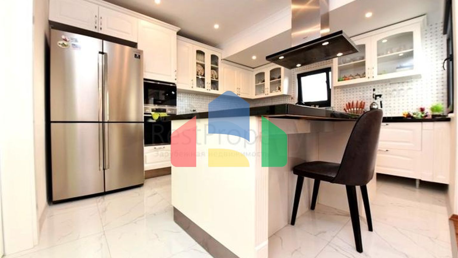 Просторная квартира в районе пляжа Клеопатра