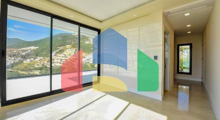 Вілла в центрі Аланії