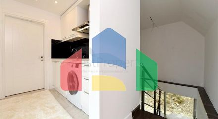 Розкішна вілла під громадянство плануванням 5 + 1 в Аланії