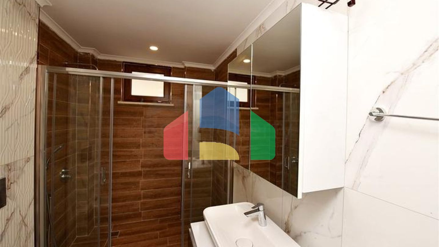 Розкішна вілла під громадянство плануванням 5 + 1 в Аланії