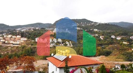 Розкішна вілла під громадянство плануванням 5 + 1 в Аланії