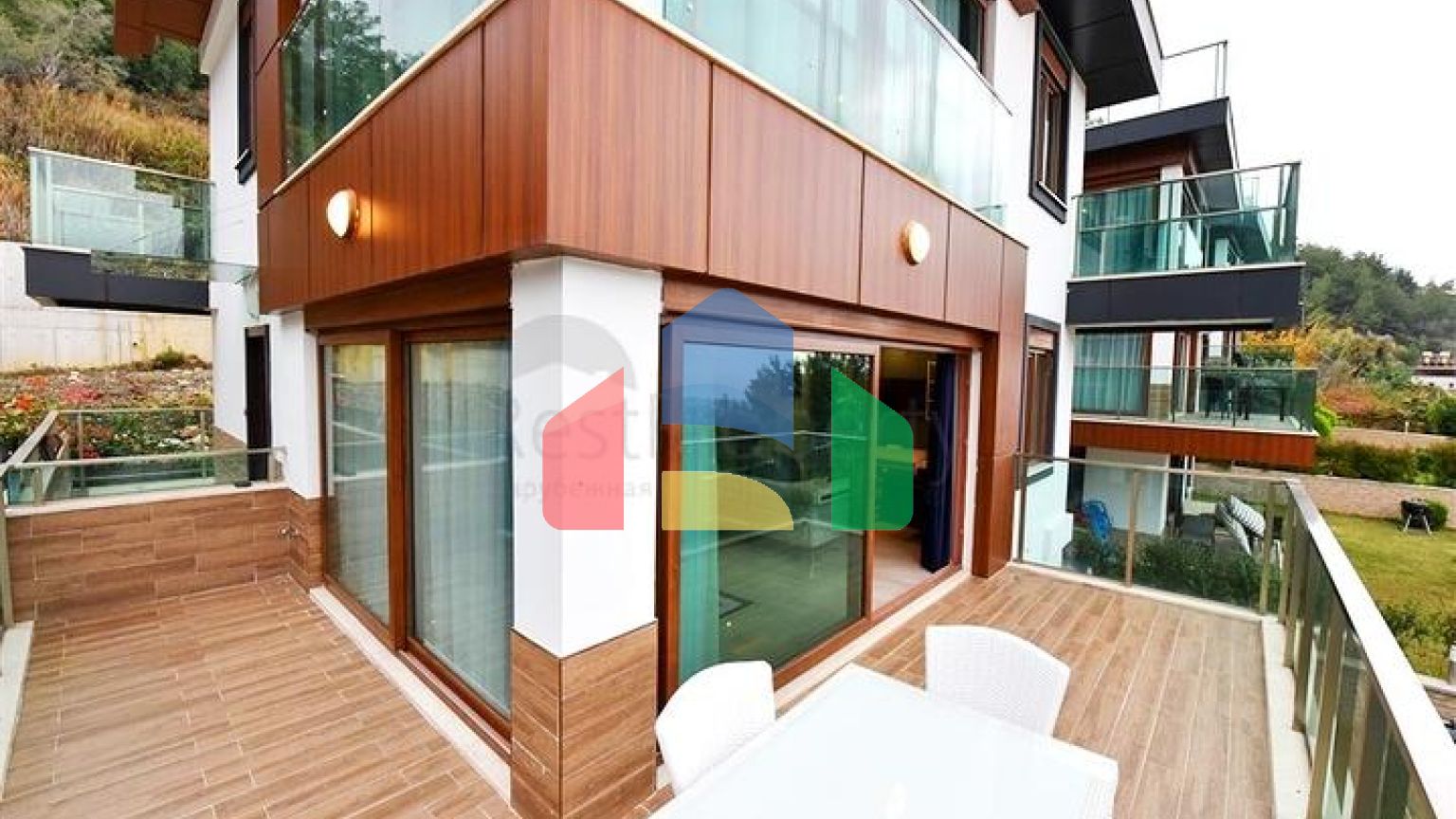 Розкішна вілла під громадянство плануванням 5 + 1 в Аланії