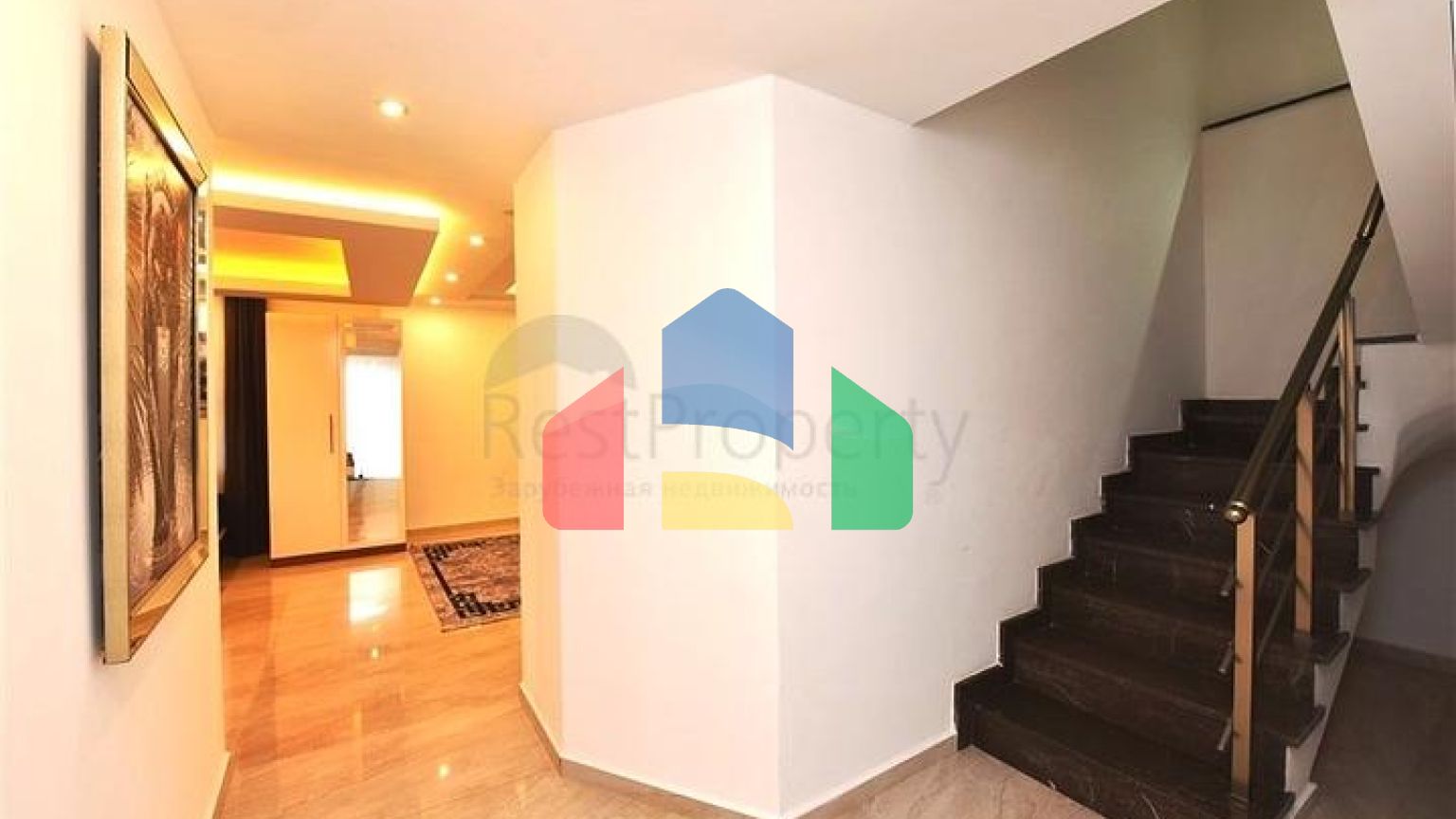 Розкішна вілла під громадянство плануванням 5 + 1 в Аланії