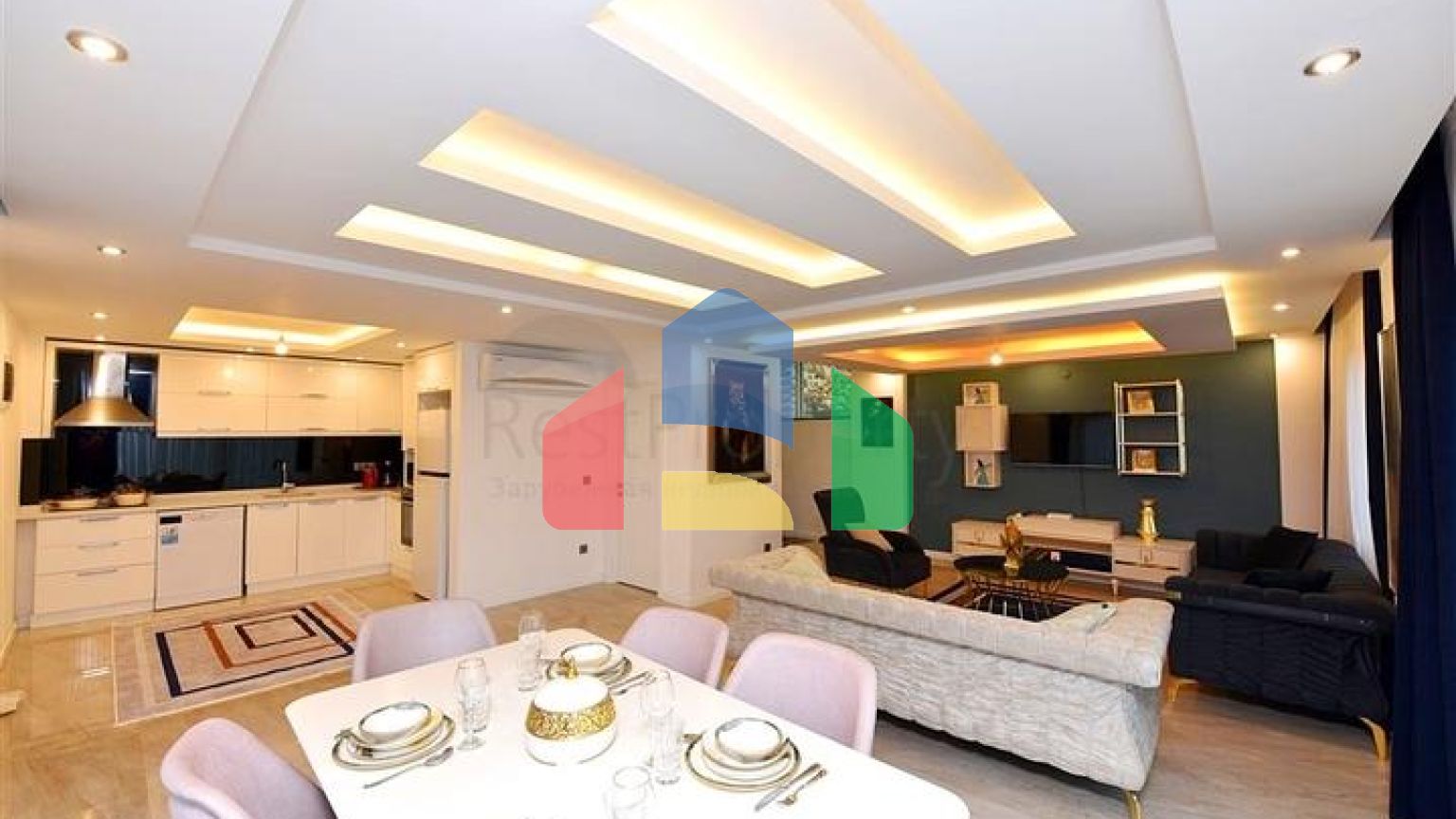 Розкішна вілла під громадянство плануванням 5 + 1 в Аланії