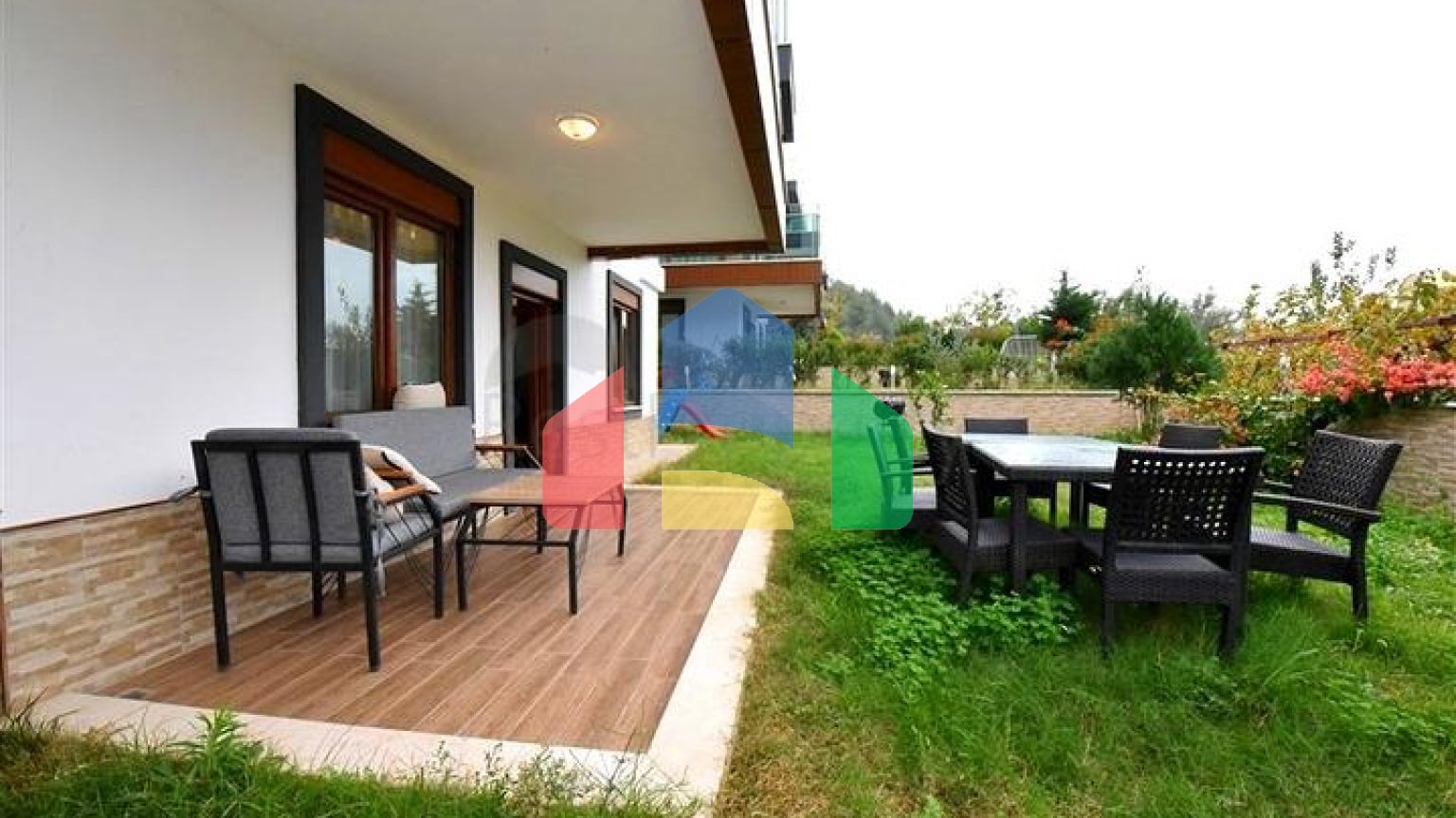 Розкішна вілла під громадянство плануванням 5 + 1 в Аланії