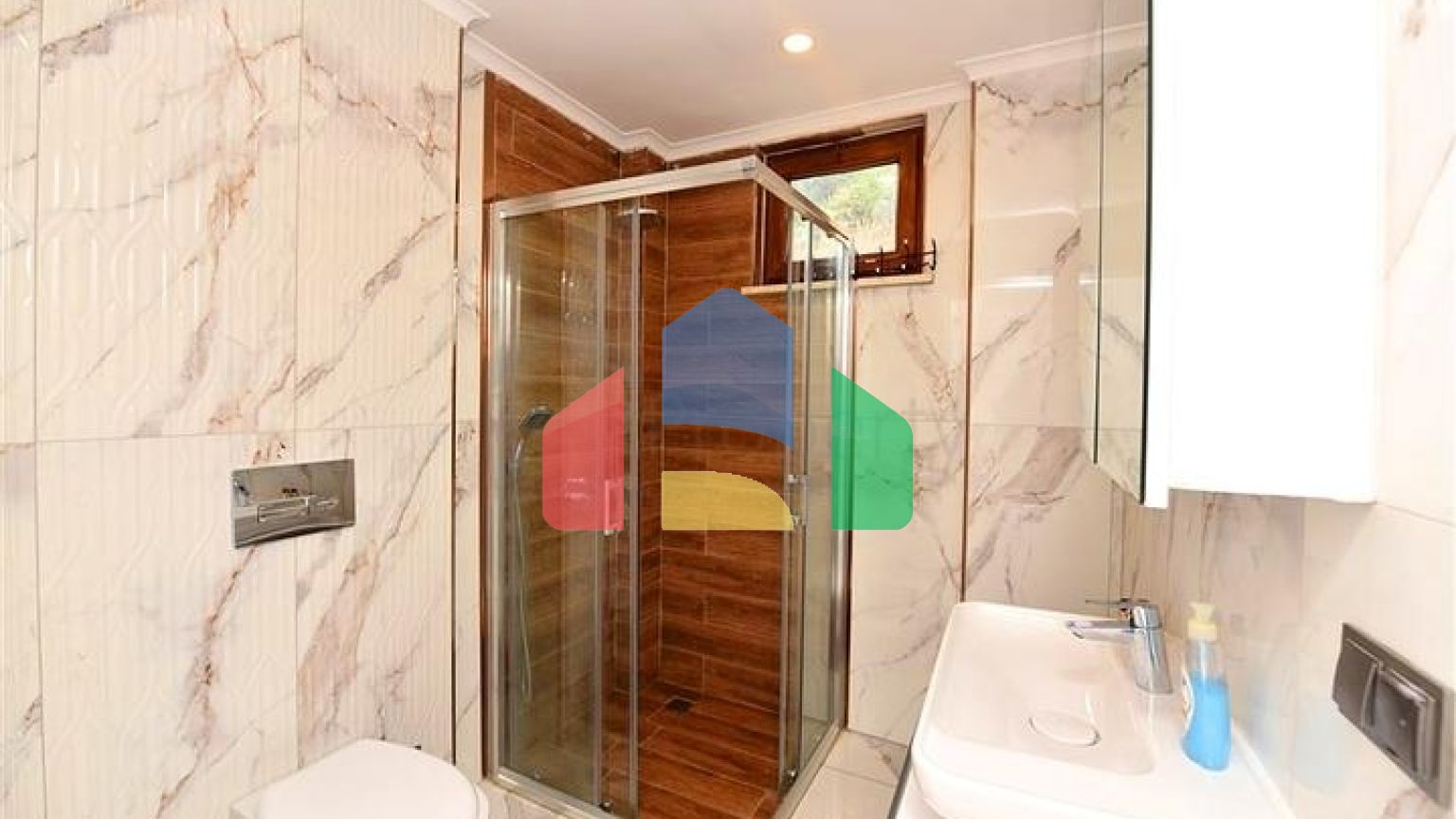 Розкішна вілла під громадянство плануванням 5 + 1 в Аланії