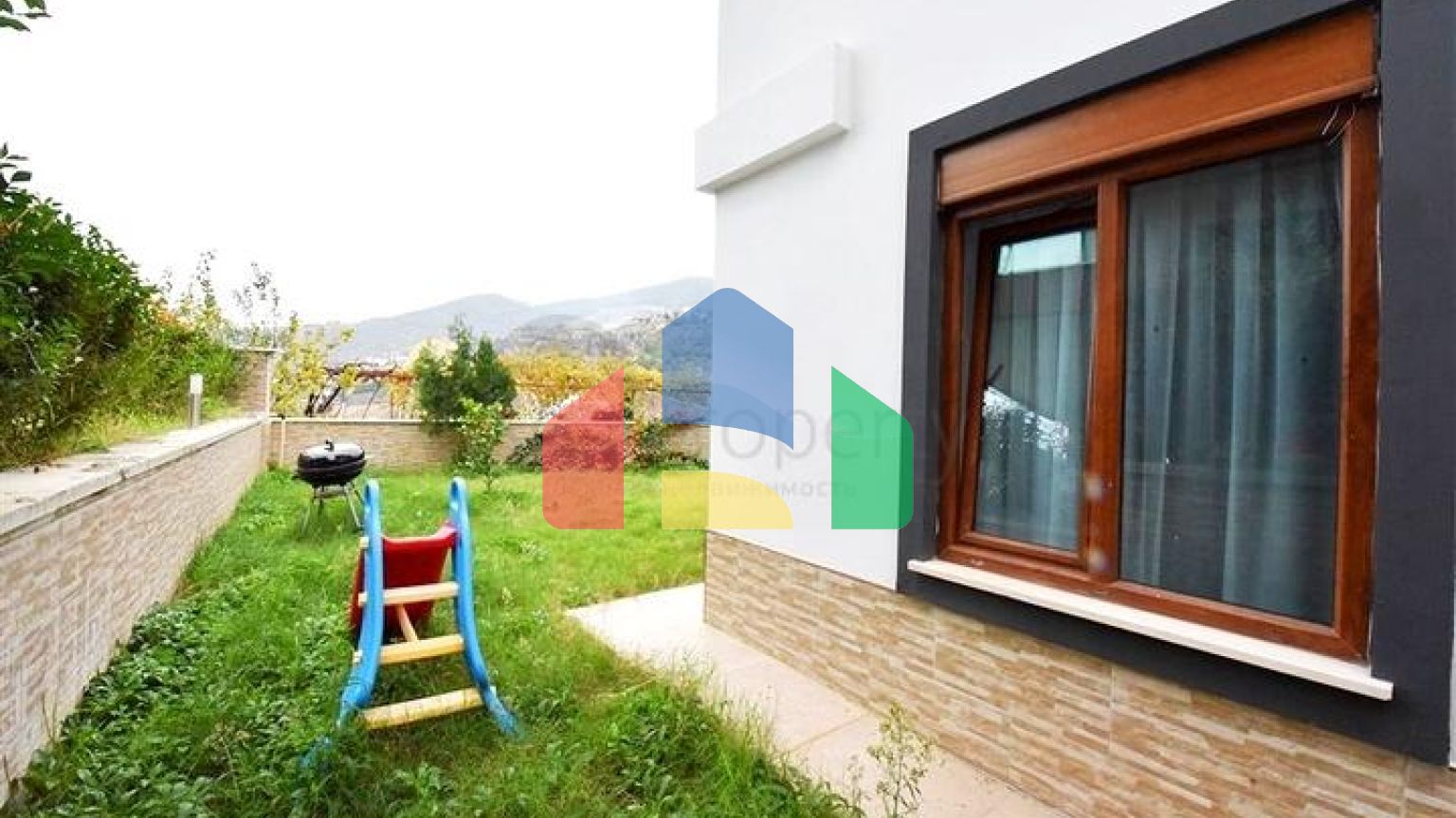 Розкішна вілла під громадянство плануванням 5 + 1 в Аланії