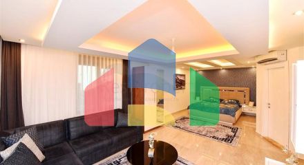 Розкішна вілла під громадянство плануванням 5 + 1 в Аланії