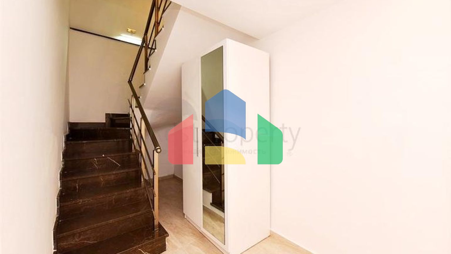 Розкішна вілла під громадянство плануванням 5 + 1 в Аланії